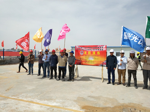 施工队积极响应参与学习消防知识